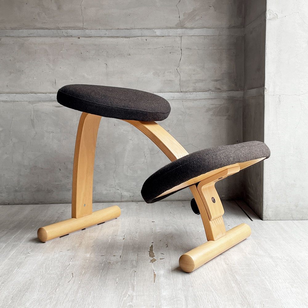 【学芸大学店】バランスラボ balans lab 旧サカモトハウス SAKAMOTO HOUSE リボ Rybo バランスイージー Balance Easy ブラウン カバー付き バランスチェア 学習椅子 買取させていただきました。