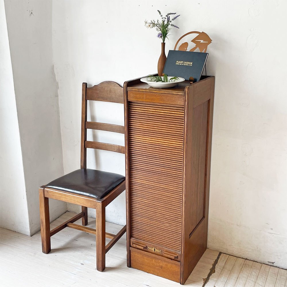 【下北沢店】UKビンテージ オーク材 スライドドアキャビネット ファイリングケース 蛇腹扉 英国家具 アンティーク 買取させていただきました。