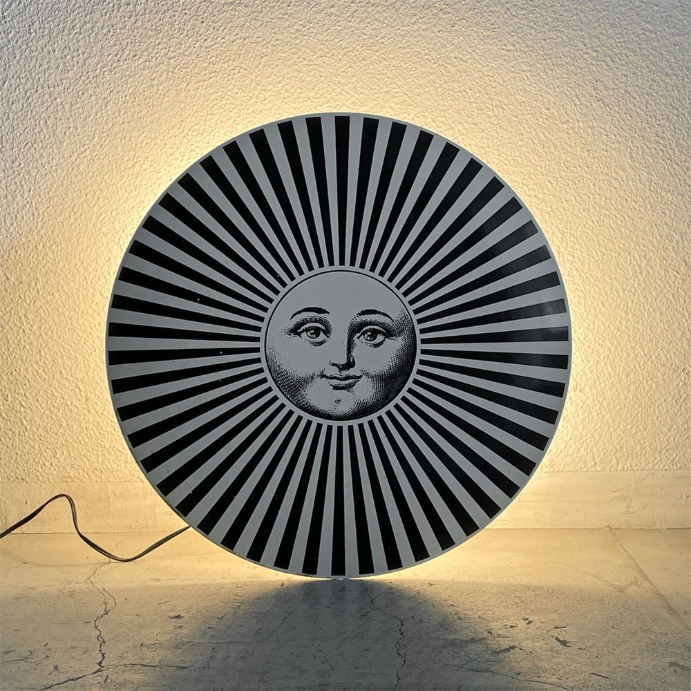 フォルナセッティ Fornasetti ソーリ・ア・ヴェンターリオ Soli e Ventaglio ビンテージ ウォールランプ Wall lamp～ 唯一無二の芸術的な照明～