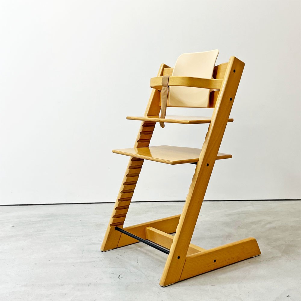 【祖師ヶ谷大蔵店】ストッケ STOKKE トリップトラップ TRIPP TRAPP ベビーチェア キッズチェア ナチュラル S/N3～ 背もたれ付 ノルウェー 北欧家具 買取させていただきました。