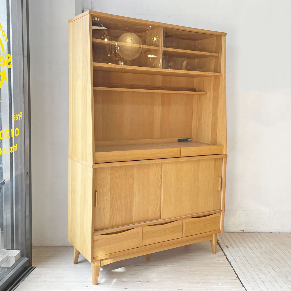 【下北沢店】ウニコ unico シグネ SIGNE カップボード 食器棚 キッチンボード オーク材 W119cm ナチュラルモダン 北欧スタイル 廃番 買取させていただきました。