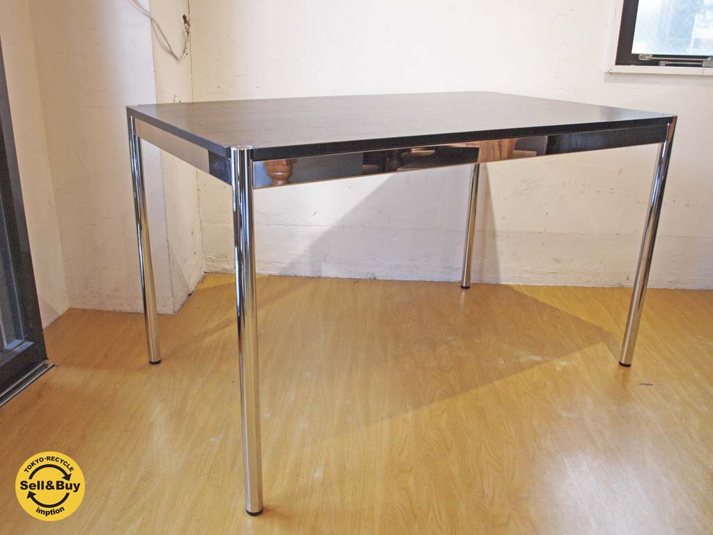 ハラーシステム USM Haller ハラーテーブル ワーキングテーブル カンファレンステーブル ダイニングテーブル 幅125cm アジャスター 高さ調整機能付 ブラック 中古品 買い取りしました。