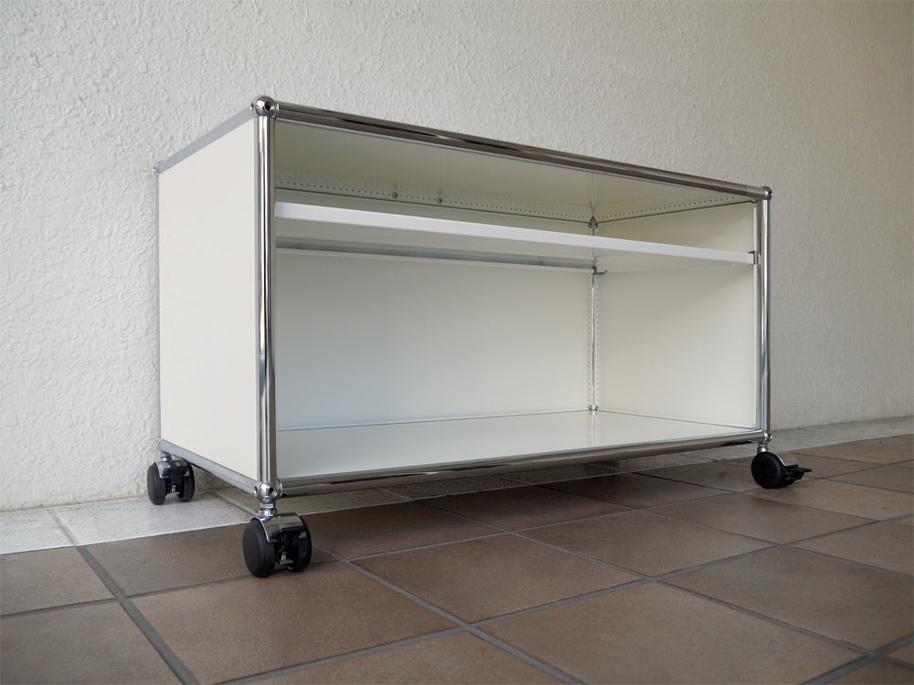 ユーエスエムハラー USM Haller 1×1 テレビボード W773 P.ホワイト カスタムオーダー品 参考価格￥87,074+α 状態良好 ローボード キャビネット AVボード オーディオラック シアターボード TV台 オフィス家具 MoMA ～ デザイン & 機能共に優れた システムストレージ 入荷！ ～