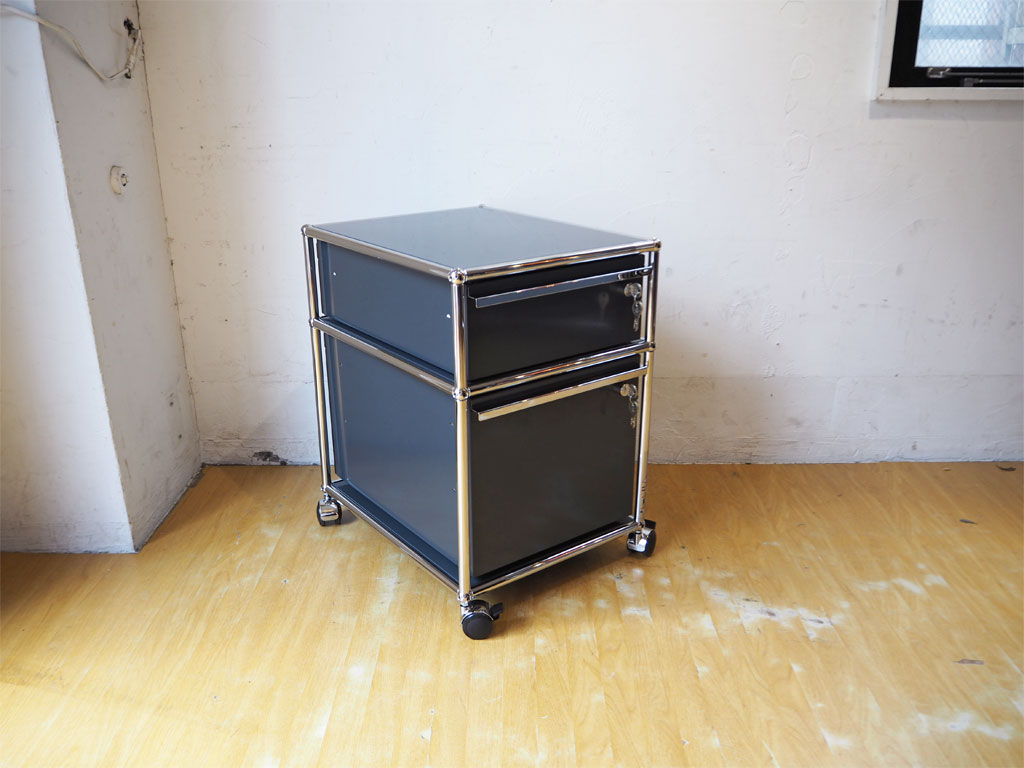 USMモジュラーファニチャー ハラーシステム Haller ロールボーイ デスクワゴン キャビネット アントラサイト B 中古品 買い取りしました。