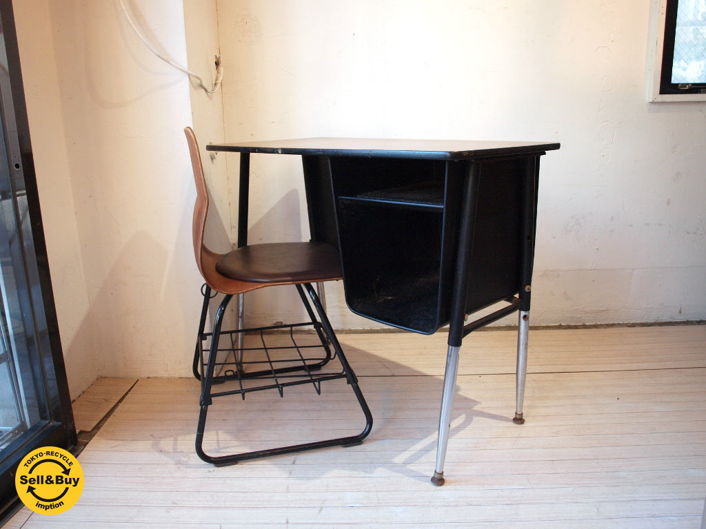 アメリカ US ビンテージ タイプライターデスク vintage typewriter desk メラミントップ 片袖付 ミッドセンチュリー 中古品 買い取りしました。下北沢店 出張買取もお任せ下さい。