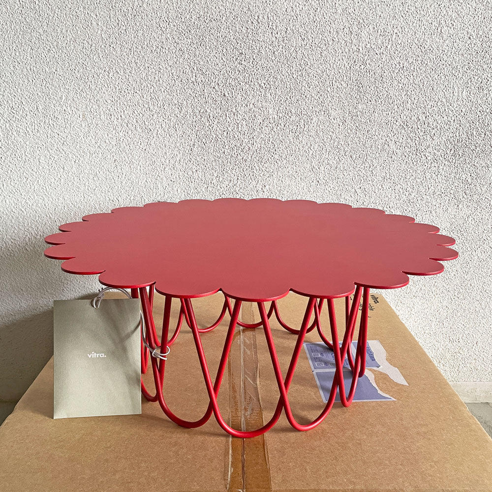 【登戸BASE店】ヴィトラ vitra ジラードフラワーテーブル Flower Table スモール Φ60cm レッド 箱付 アレキサンダー・ジラード ミッドセンチュリー 未使用品 買取させていただきました。