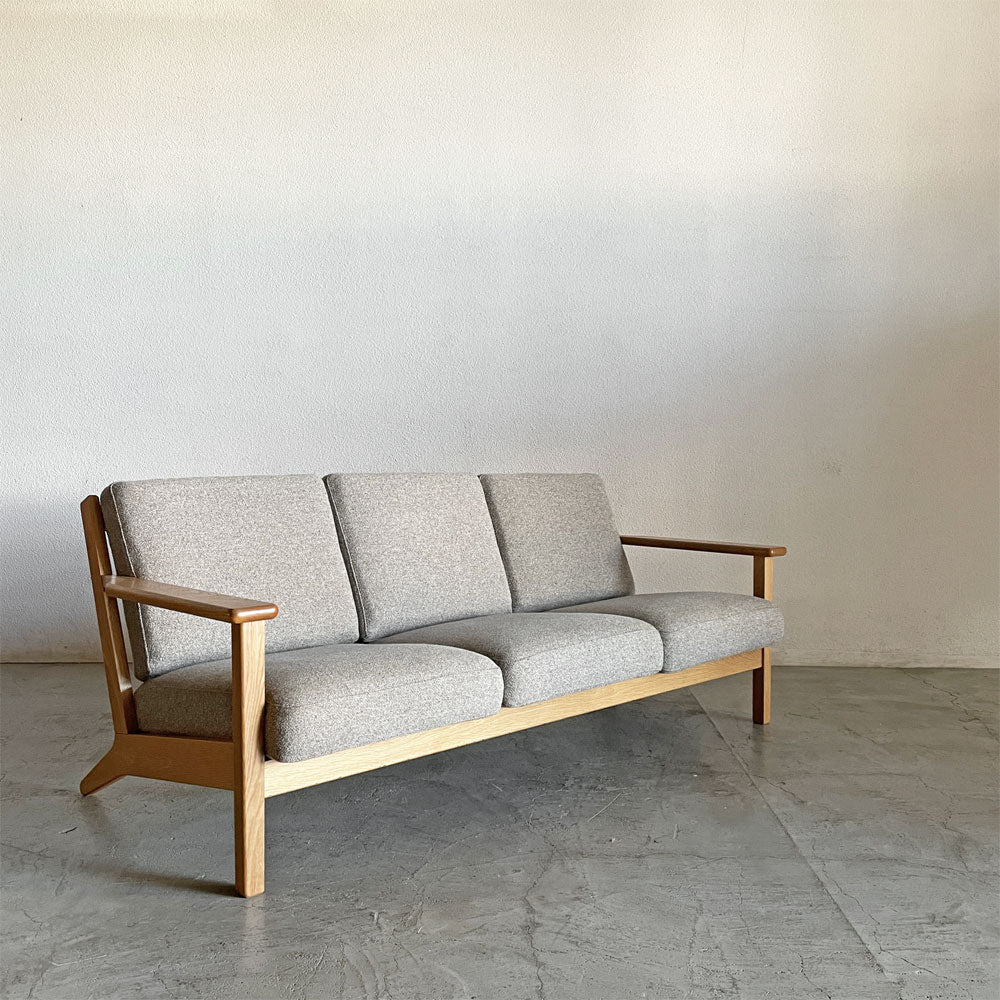 【登戸BASE店】ウニコ unico ヴィスカ VISKA 3シーターソファ 3人掛け W178cm オーク材 カバーリングファブリック ベージュ系 参考価格￥179,300- 買取させていただきました。