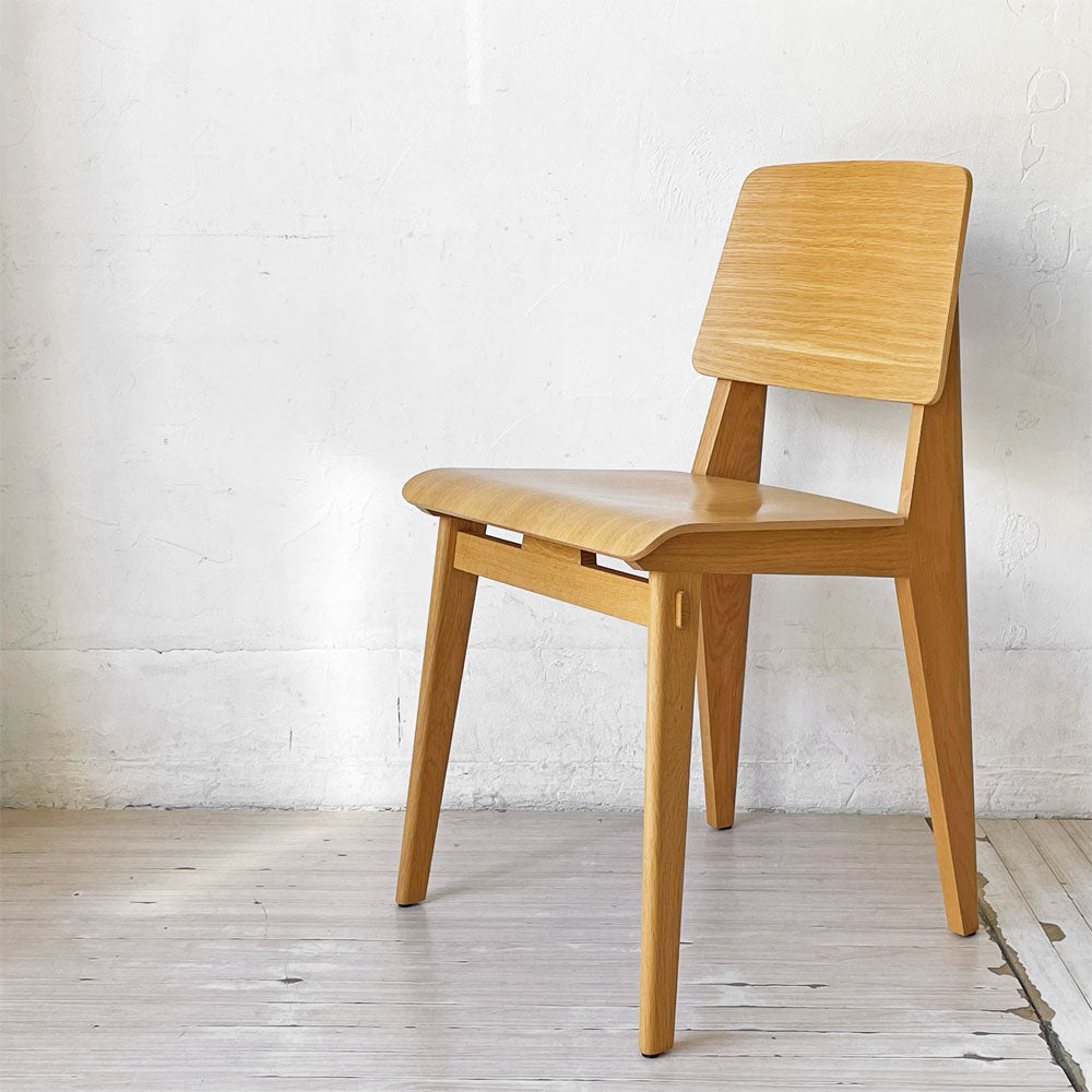 【下北沢店】ヴィトラ vitra シェーズトゥボワ Chaise Tout Bois ダイニングチェア ナチュラルオーク 座面高46cm ジャン・プルーヴェ Jean Prouve  買取させていただきました。