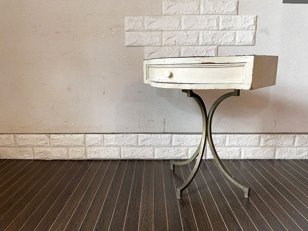 ビンテージ Vintage ホワイトペイント サイドテーブル ナイトテーブル メラミン天板 × スチール脚 抽斗付 H58cm シャビーシック 中古品  買い取りしました。