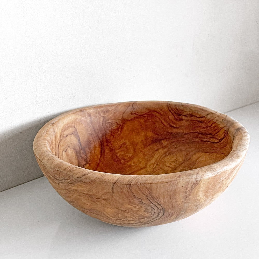 【自由が丘店】有元葉子 shop281 オリーブウッド サラダボウル 23㎝ 木製 ナチュラルデザイン 買取させていただきました。