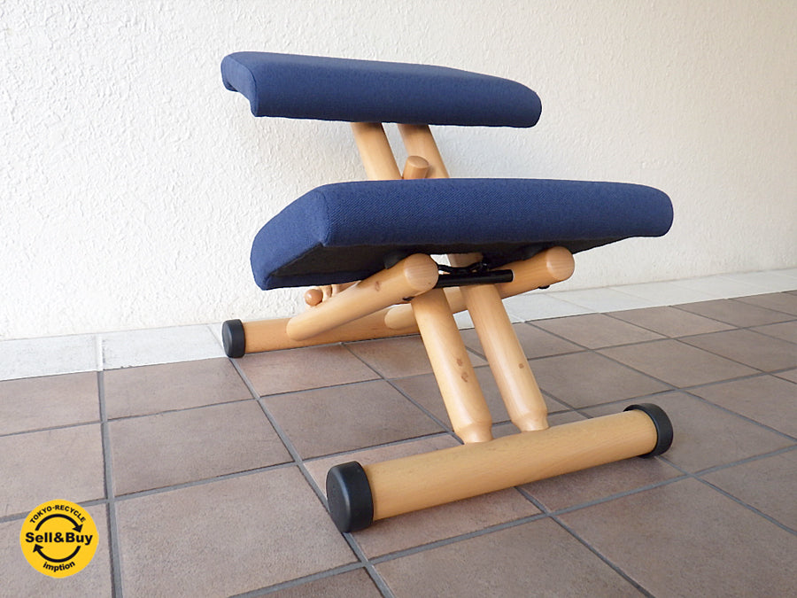 ヴァリエール社 Varier by ストッケ STOKKE マルチバランス MULTI balans アジャスター&キャスター付き ノルウェー製 参考価格:￥71,928- 北欧家具 ノルディックモダン 姿勢矯正 バランスチェア 学習椅子 買い取りしました！ 用賀店 出張買取もお任せ下さい。