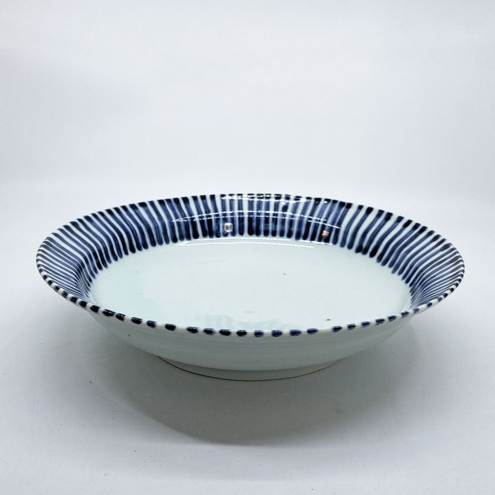【祖師ヶ谷大蔵店】山口利枝 大皿 十草模様 半磁器 呉須 染付 Φ26.5 現代作家 買取させていただきました。