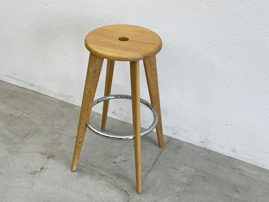 ヴィトラ vitra タブレ オウ TABOURET HAUT カウンター ハイスツール ～ ジャン・プルーヴェ Jean Prouvé のデザインに魅了される