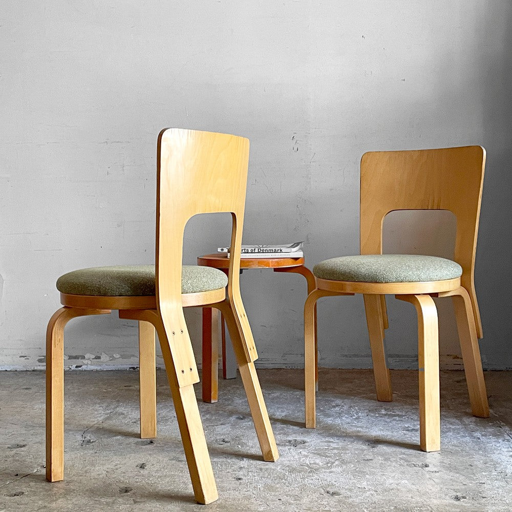 【自由が丘店】アルテック artek チェア66 CHAIR66 ダイニングチェア ナチュラルラッカー バーチ材 ファブリックシート アルヴァ・アアルト フィンランド 北欧家具 ビンテージ 買取させていただきました。