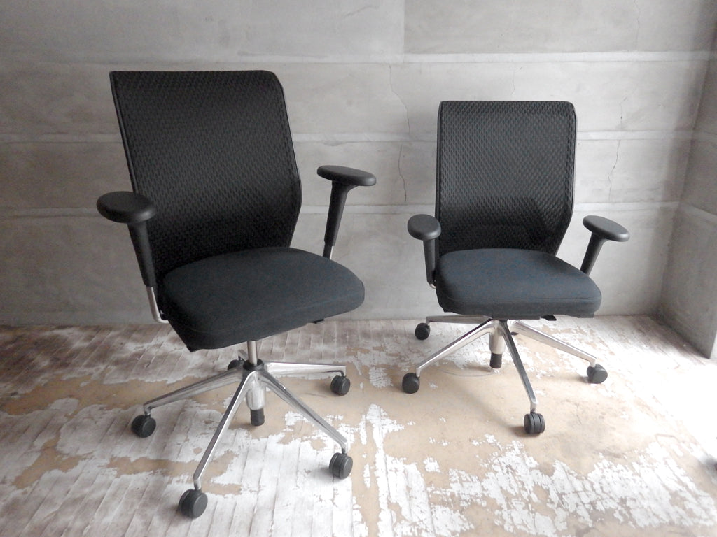 ヴィトラ vitra. IDメッシュ ID Mesh ダイアモンドメッシュ キャスター付き アントニオ・チッテリオ 2脚 中古品 買い取りしました。