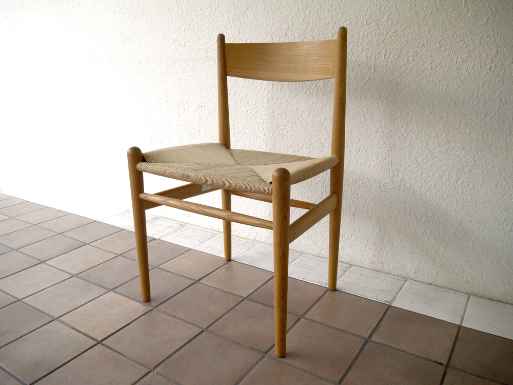 カールハンセン & サン Carl Hansen & Son ダイニングチェア CH36 ハンス J. ウェグナー ‎Hans J. Wegner '62 オーク材 天然オイル仕上げ 定価￥97,900- 北欧家具 ダニッシュモダン ペーパーコード デンマーク シェーカー 名作チェア 中古品 買い取りしました。