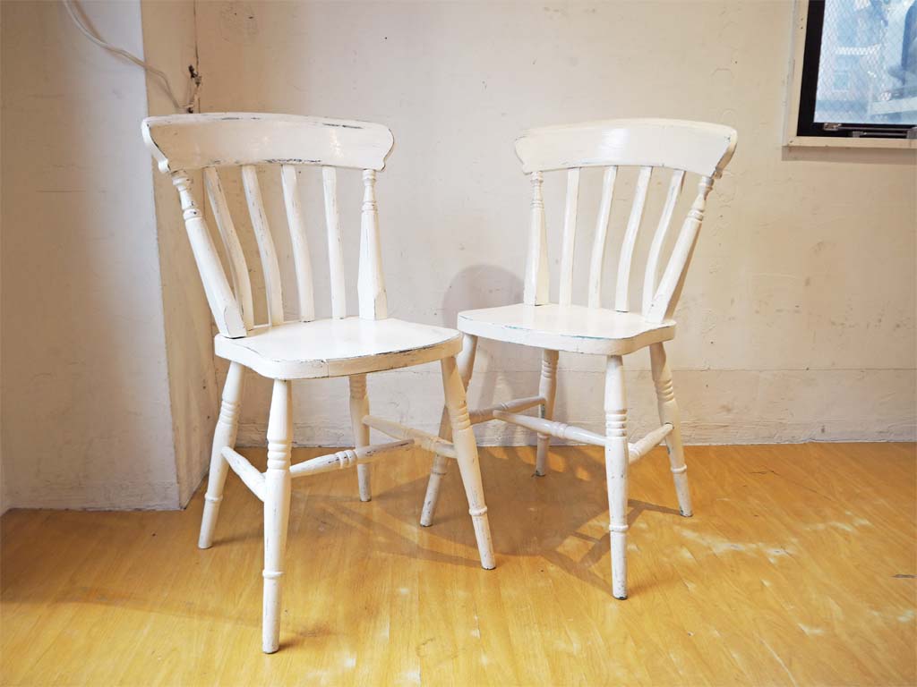 ホワイトペイント シャビーシック ダイニングチェア 2脚セット 中古品 買い取りしました。