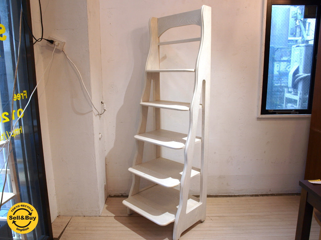 ホワイト ラダーシェルフ ladder Shelf フレンチテイスト ディスプレイ シェルフ 自立タイプ 飾り棚 本棚 ★中古品 買い取りしました。下北沢店 出張買取もお任せ下さい。