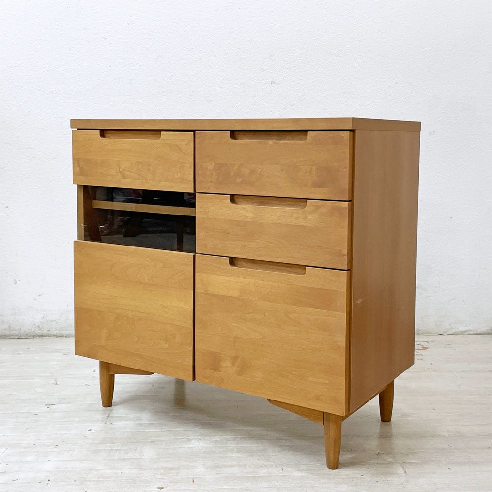 【祖師ヶ谷大蔵店】ウニコ unico ワイス WYTHE キャビネット サイドボード アルダー材 ガラス扉 抽斗3杯 W80cm 定価￥65,000～ 廃番  買取させていただきました。