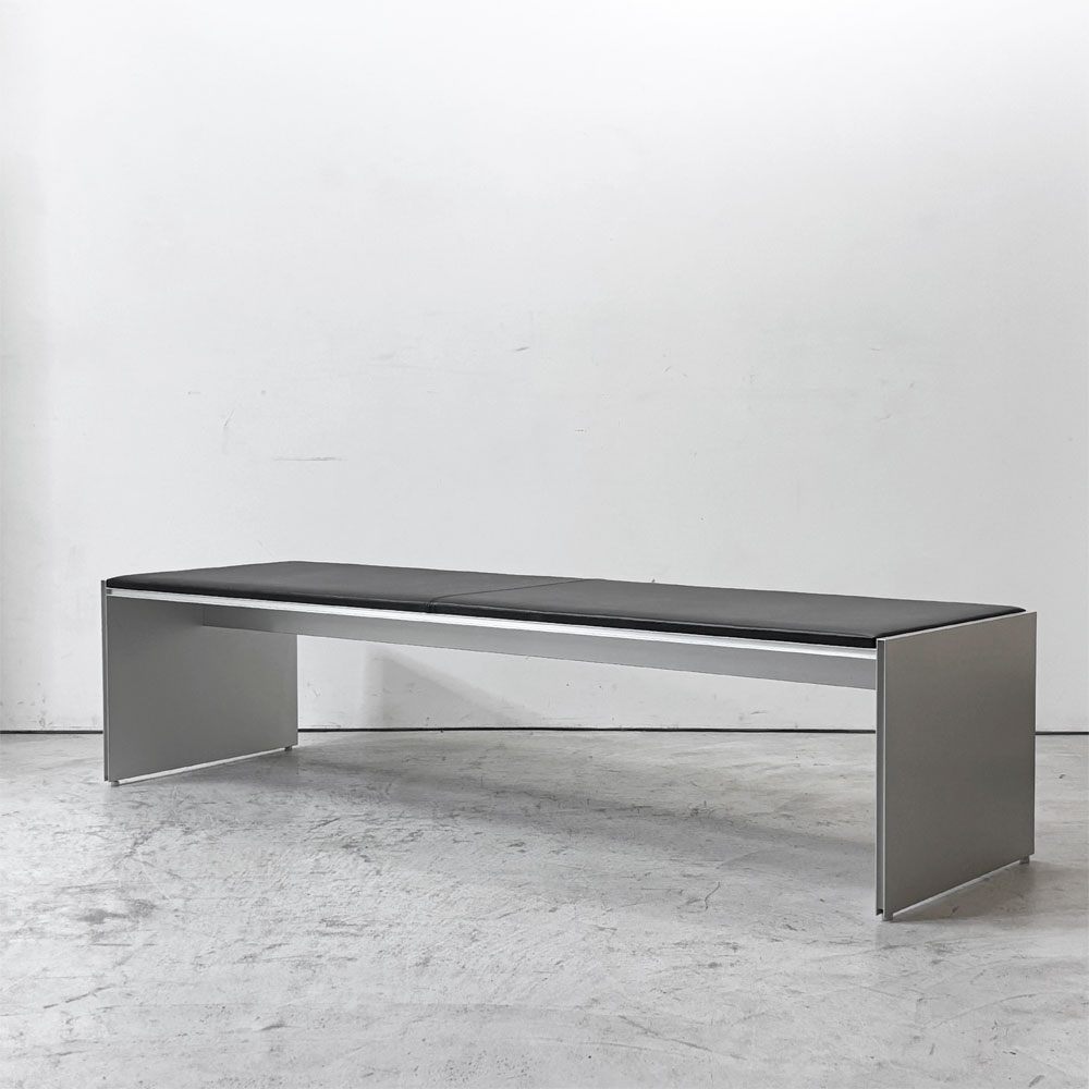 【祖師ヶ谷大蔵店】カッシーナ CASSINA IXC エアフレーム3014 AIR FLAME ベンチ 3人掛け FX革 本革 W168cm デヴィッド・チッパーフィールド 買取させていただきました。