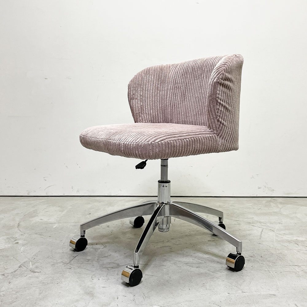 【祖師ヶ谷大蔵店】かなでもの KANADEMONO 丸みのある ベロア調 デスクチェア Modern Fabric ピンク ガス圧昇降 キャスター付き 買取させていただきました。