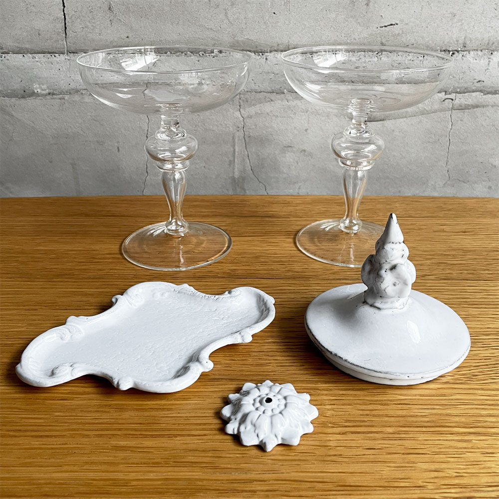 【学芸大学店】アスティエ・ド・ヴィラット Astier de Villatte クララベル Clarabelle クーペ Coupe 2客 & グラン・シャレ Grand Chalet キャンドルカバー & ドリー Dolly Western Style ディッシュ & エミリー Emilie インセンスホルダー 買取させていただきました。