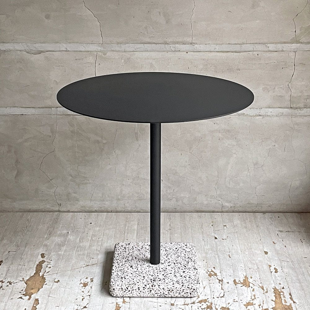 【学芸大学店】ヘイ HAY テラゾー TERRAZZO TABLE ラウンドテーブル カフェテーブル アンスラサイト 人工大理石 デンマーク 北欧家具 ♪ 買取させていただきました。