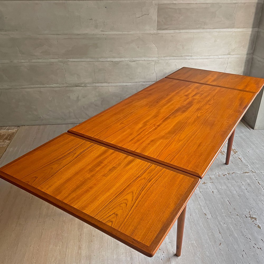 アンドレアス・タック Andreas Tuck エクステンション ダイニングテーブル AT312 伸長式 拡張 チーク材 ハンス・Ｊ・ウェグナー デンマークビンテージ 北欧家具 ♪