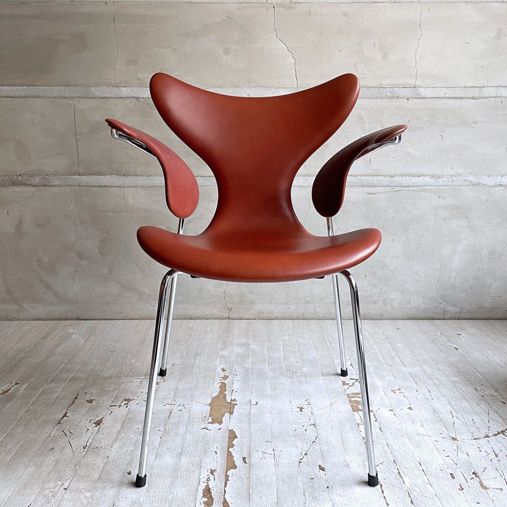 フリッツハンセン Fritz Hansen リリー LiLY アームチェア エイトチェア フルパディング 3208 150周年 アニバーサリーモデル グレースレザー チェスナット アルネ・ヤコブセン ♪