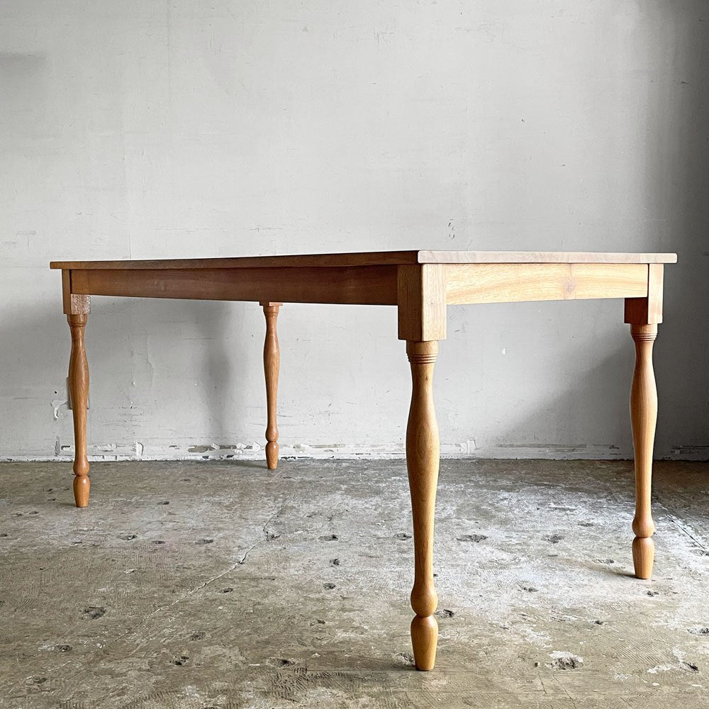 ハナレ木 HANALEGI フィールドテーブル Field table ダイニングテーブル オニグルミ材 W150cm ドロワー 挽き物脚 クラフトファニチャー ■