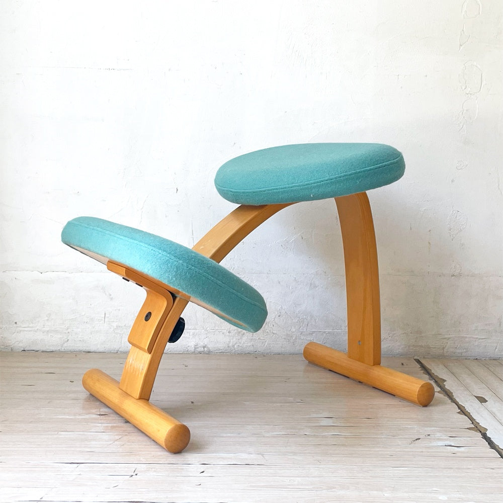 リボ Rybo バランスイージー Balans Easy バランスチェア ライトブルー 学習椅子 姿勢矯正 ★