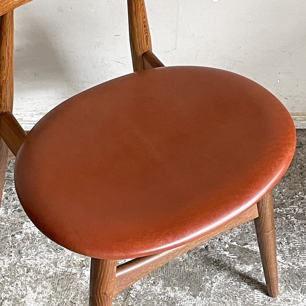 カールハンセン＆サン Carl Hansen & Son CH33P オーク材 レザーシート 本革 ダイニングチェア ハンス・J・ウェグナー 定価￥156,200- B ■
