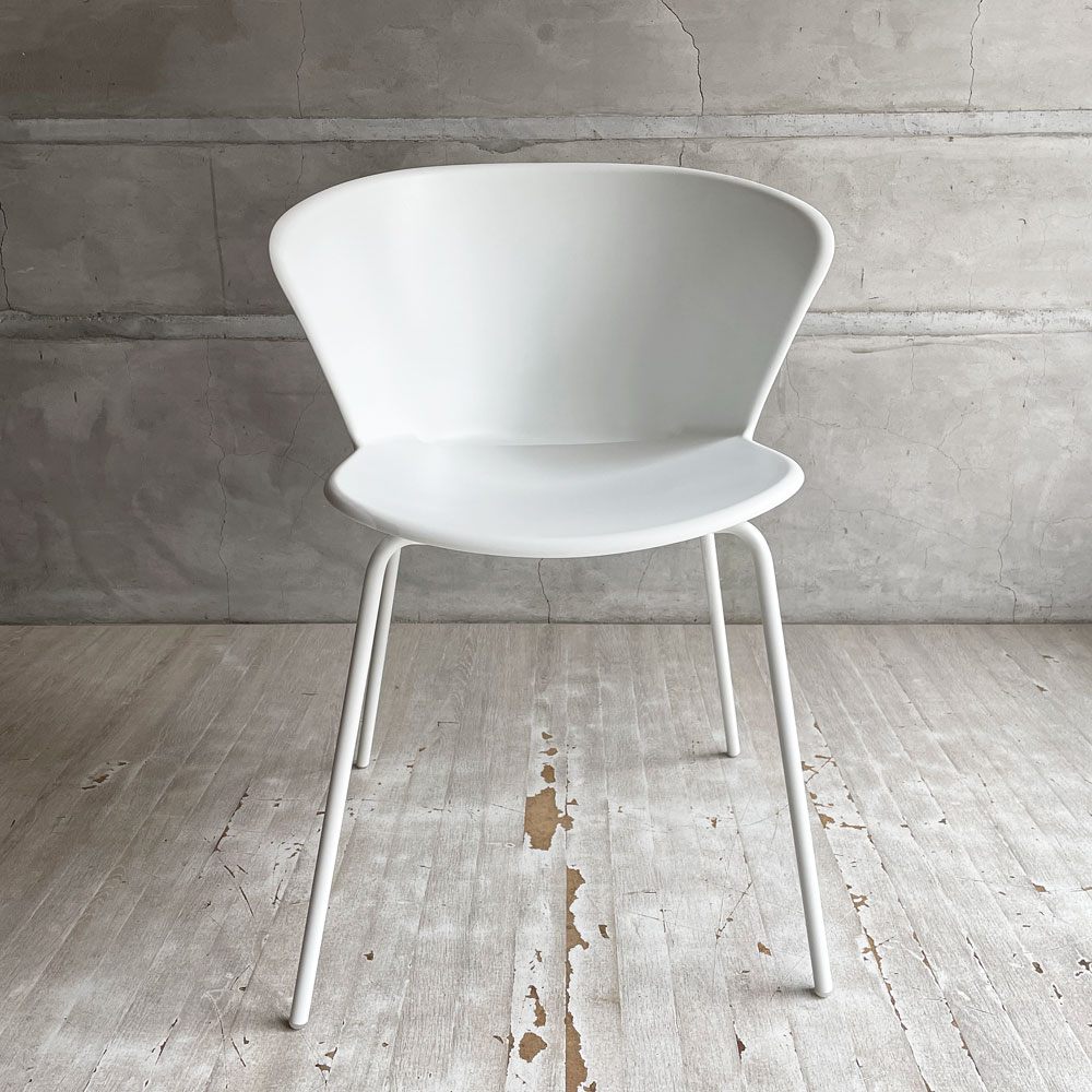 カリガリス Calligaris バイア Bahia CS/1814 ダイニングチェア スチールレッグ ポリプロピレン マットオプティックホワイト イタリア モダンデザイン ドンドリ・エ・ポッチ Dondoli e Pocci  廃番 A♪