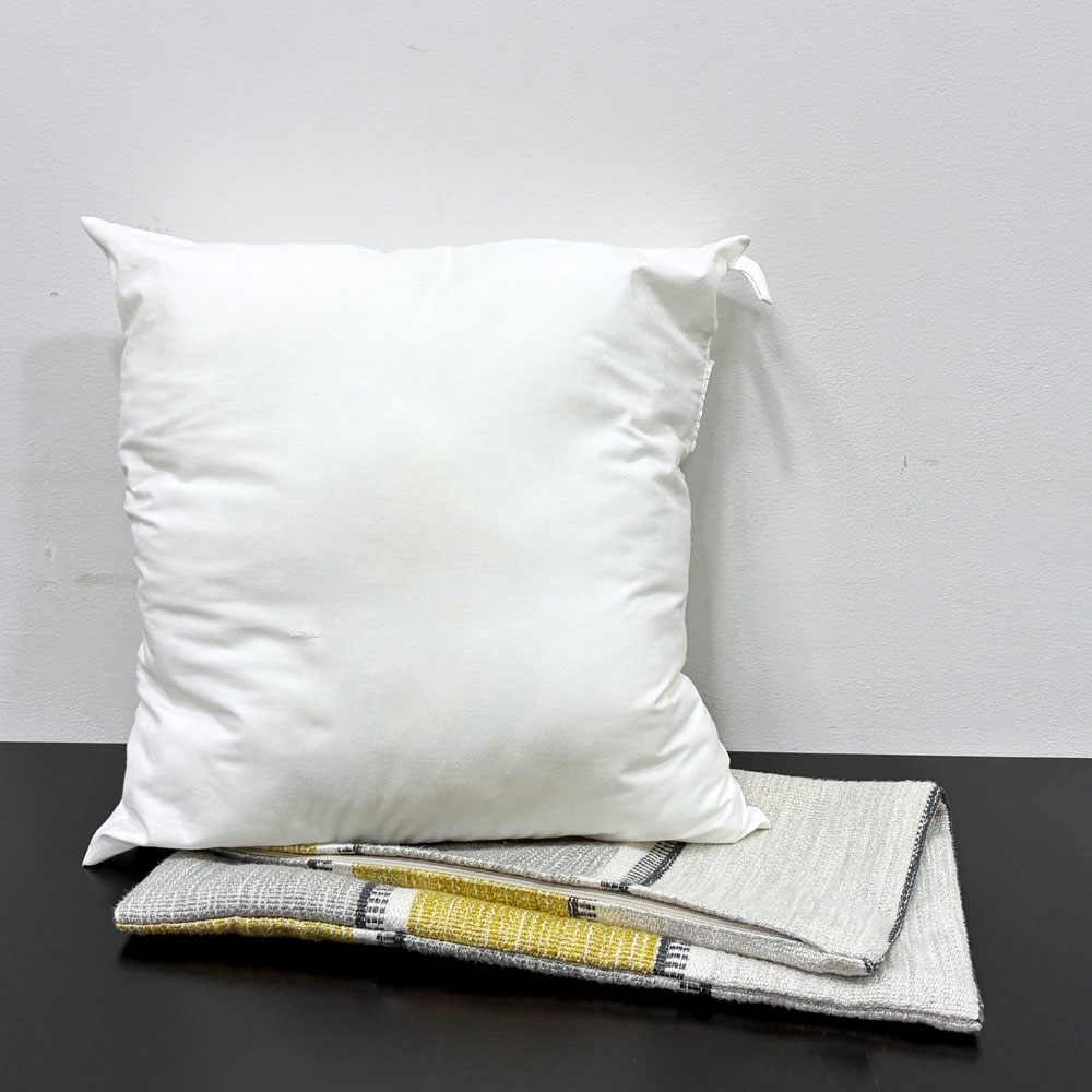 マナトレーディング MANAS TRADING マルチボーダー  クッション ファブリック グレー系 イエロー系 45×45cm ●