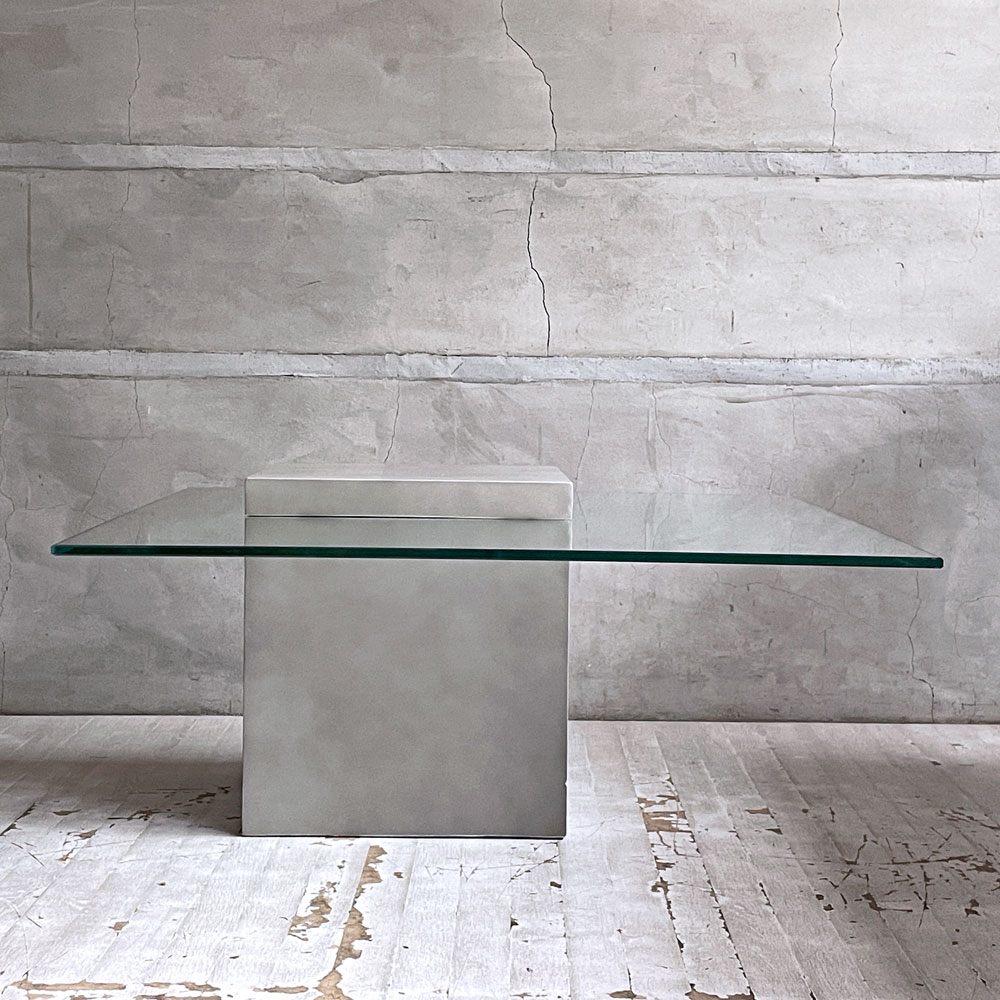 モーダエンカーサ moda en casa フライングテーブル FLYING TABLE コンクリートベース ガラス ローテーブル 定価 ￥75,900- ♪