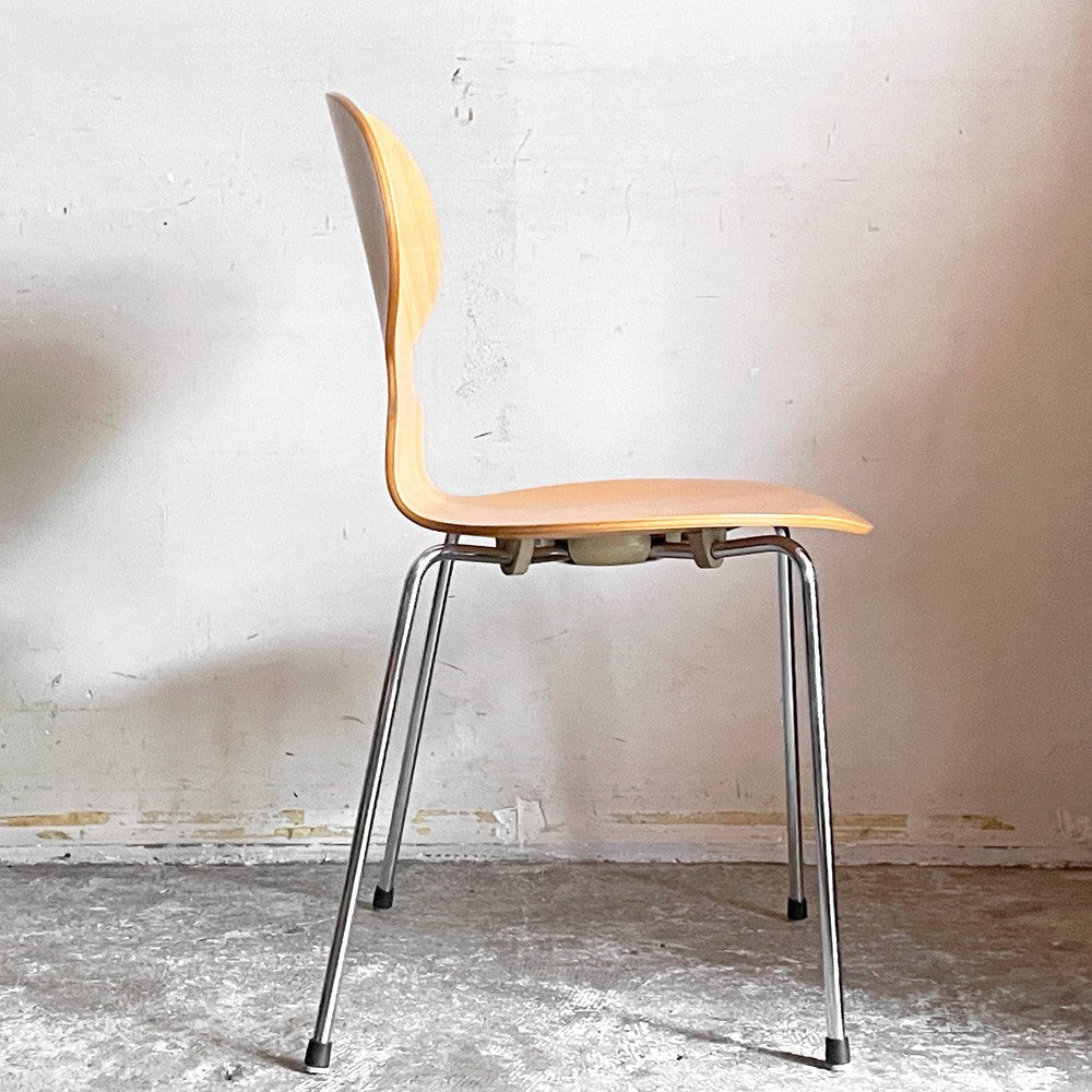 フリッツハンセン Fritz Hansen 3101 アリンコチェア アントチェア 4本脚 ナチュラルビーチ ラッカー仕上げ フェルトグライズ アルネ・ヤコブセン B ■