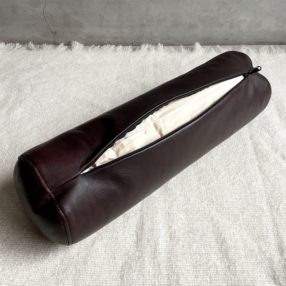リーンロゼ ligne roset ロゼプラド ROSETPRADO ボルスタークッション レザー ブラウンカラー 本革 フェザー 参考定価￥58,300～ A