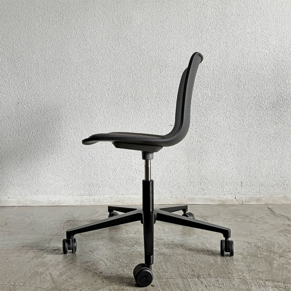 ヴィトラ vitra ハルスタジオ HAL Studio デスクチェア ブラック キャスターベース シートクッション付 座面回転＆昇降 ジャスパー・モリソン 現行定価￥107,800- 未使用保管品 〓