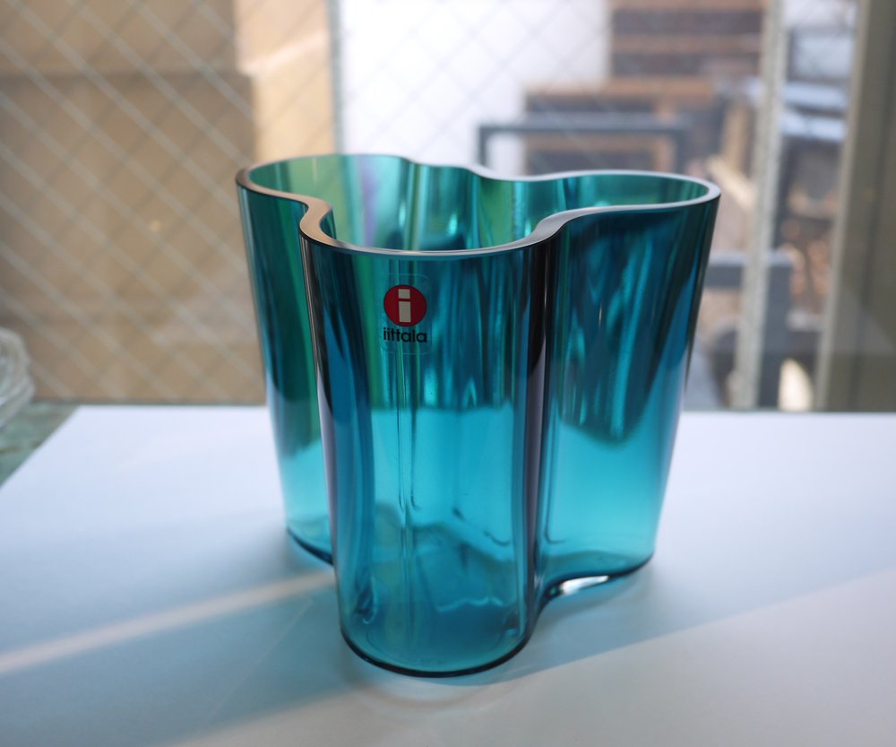 イッタラ iittala アアルト生誕70周年ベース　ペトロールブルー 95mm Alvar Aalto Collection●