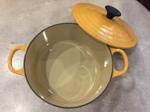 Le Creuset ル・クルーゼ/ココット・ロンド ホーロー鍋 サフランイエロー 18cm♪