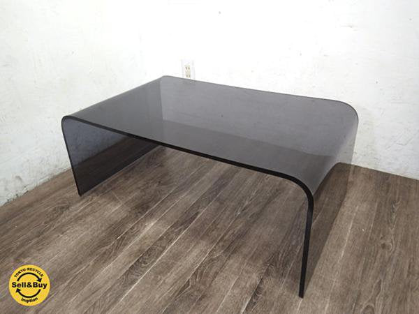 MODERNICA モダニカ社製 アクリル コーヒーテーブル ●