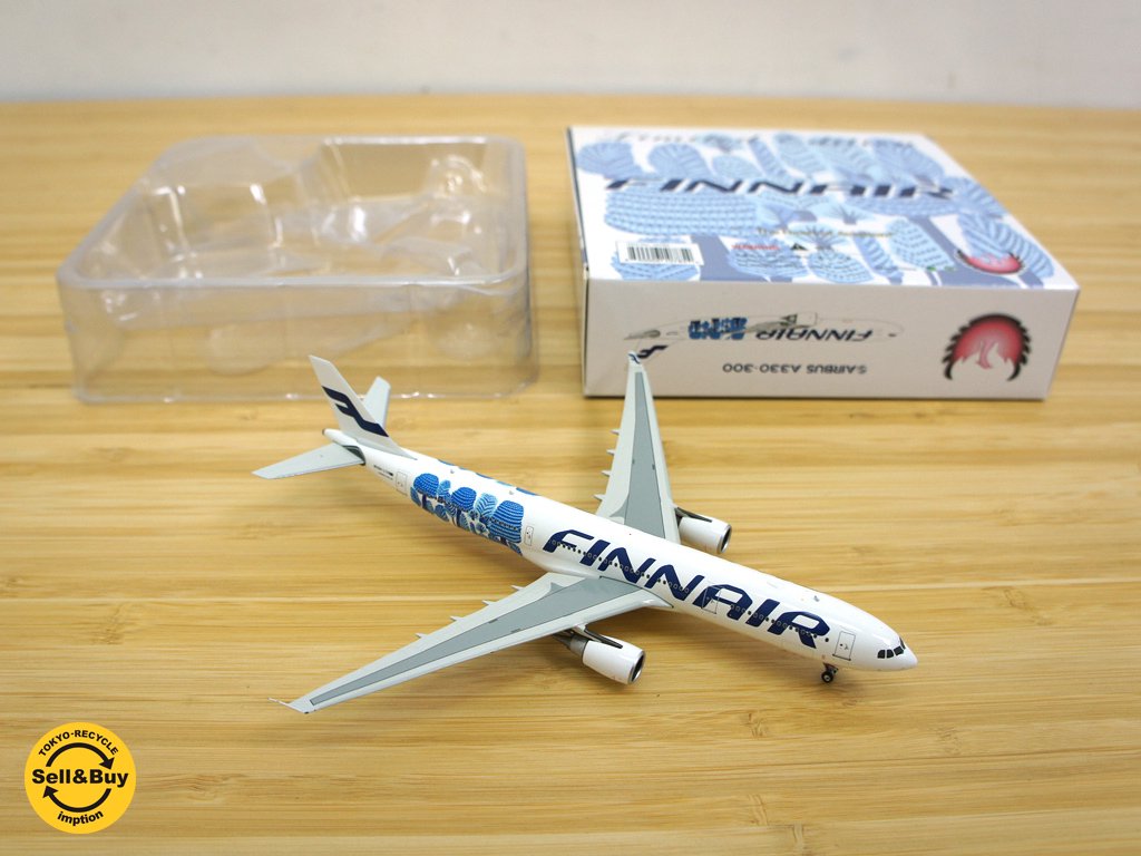 marimekko x FINNAIR / マリメッコ x フィンエアー　”METSANVAKI メトサンヴァキ”　エアバス A330-300　1/400　箱付　●