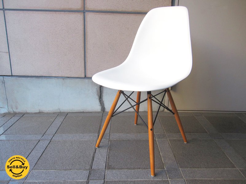 Swiss Vitra / 廃番 ヴィトラ社製 ★ C&R.Eames / イームズデザイン ★ 『 サイドシェルチェア （ ダウエルレッグベースタイプ＝DSW ） ホワイト 』