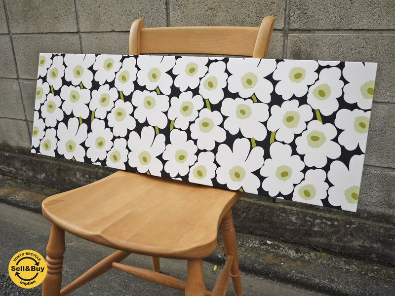 marimekko / マリメッコ　Pieui Unikko2 / ピエニ　ウニッコ 黒地パネル◎