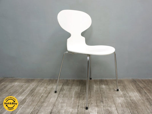 デンマーク Fritz Hansen / フリッツ・ハンセン   Arne Jacobsen / アルネ・ヤコブセンデザイン   『 Ant Chair / アントチェア （ White ） 』 ★