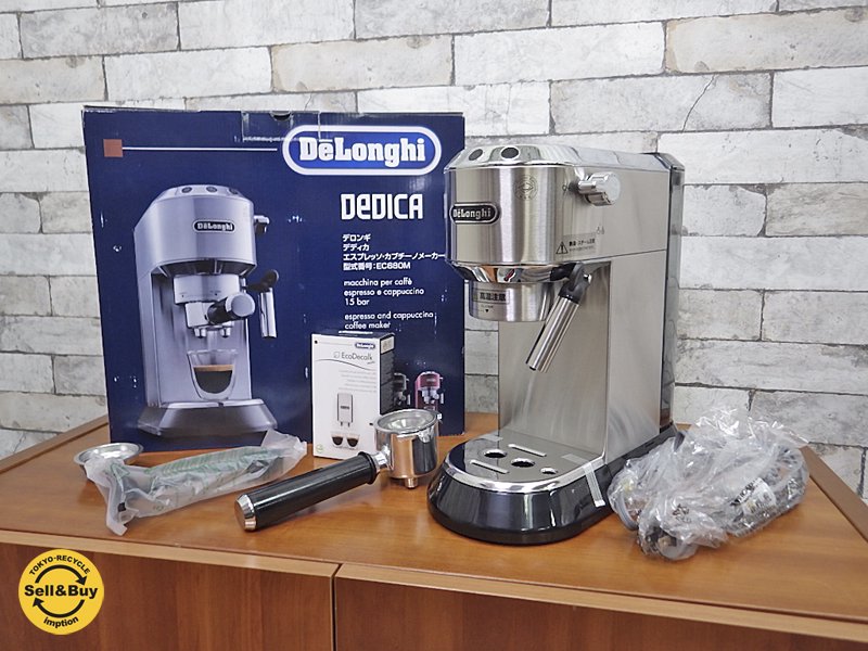 デロンギ DeLonghi デディカ エスプレッソ カプチーノメーカー EC680M 未使用品 ●