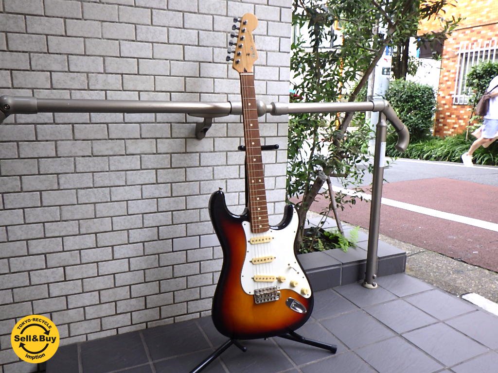 Fender フェンダージャパン ストラトキャスター ST-43 3TS/R サンバースト 付属完備 ■