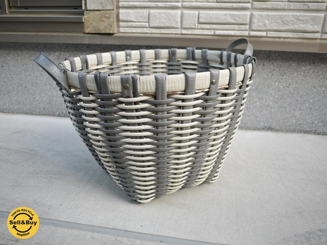 ビンテージバスケット シャビー プラスチック製 ◎
