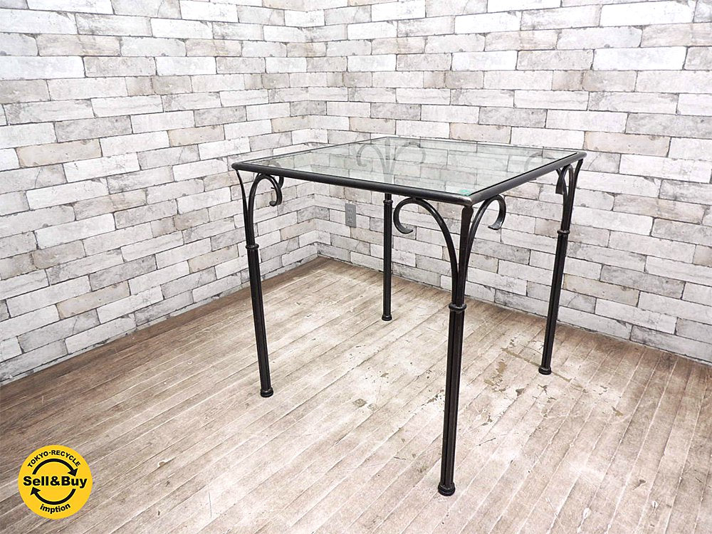 クラシカルデザイン アイアン x 強化ガラス ダイニングテーブル カフェテーブル 鉄脚 ●