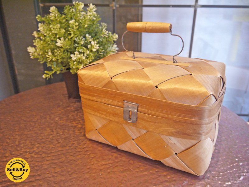 白樺 ランチボックス 箱 蓋つき ハンドメイド 北欧 ■